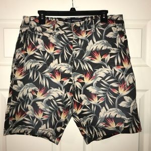 American Eagle Floral Shirts Size 32 waist men’s